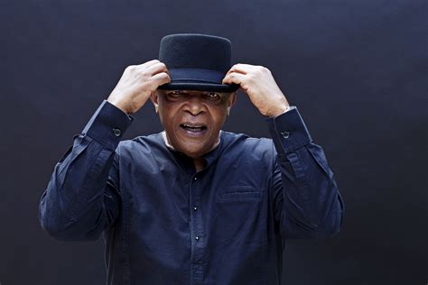 Hysterical Happiness Tour: Ein Blick auf die musikalische Ekstase mit Hugh Masekela!