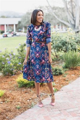 What to Wear to an Outdoor Fall Wedding: A Guide to Seasonal Elegance and Unexpected Twists